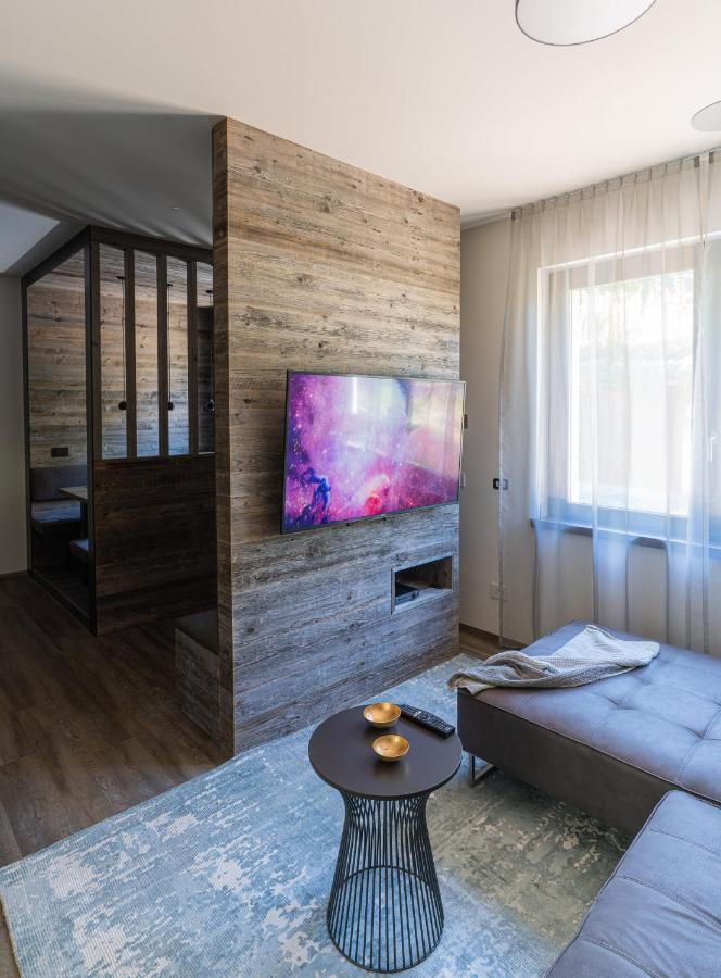 Dimensione Armonica - Elegance And Comfort Among Lakes And Hills Comabbio Εξωτερικό φωτογραφία